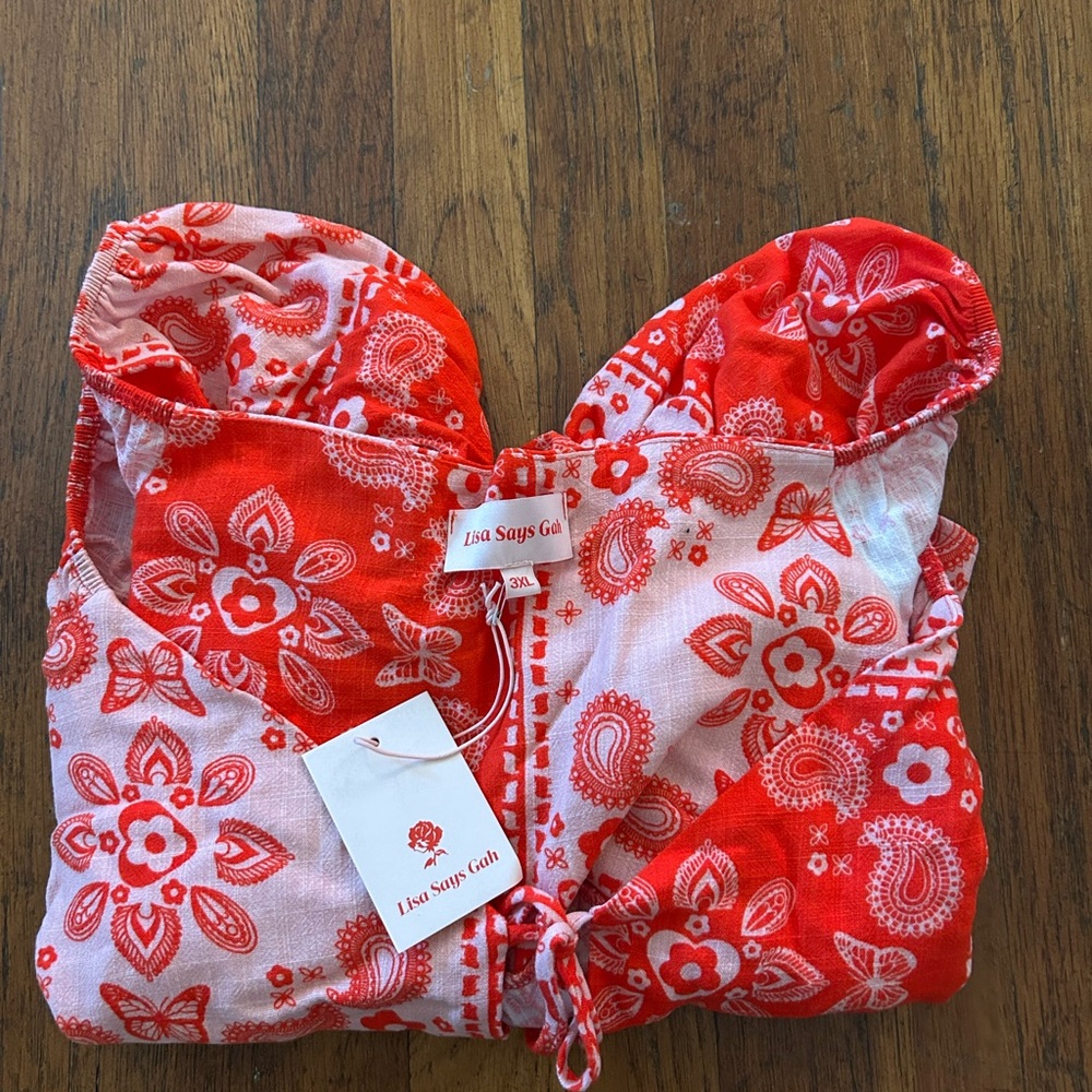 Lisa Says Gah Red Floral Blouse